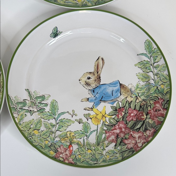 Pottery Barn Peter Rabbit Beatrix Potter 4 pc. Stoneware Salad Plate Set New!